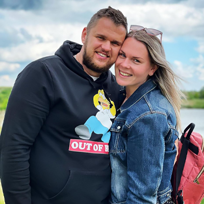 belarus girl with american man